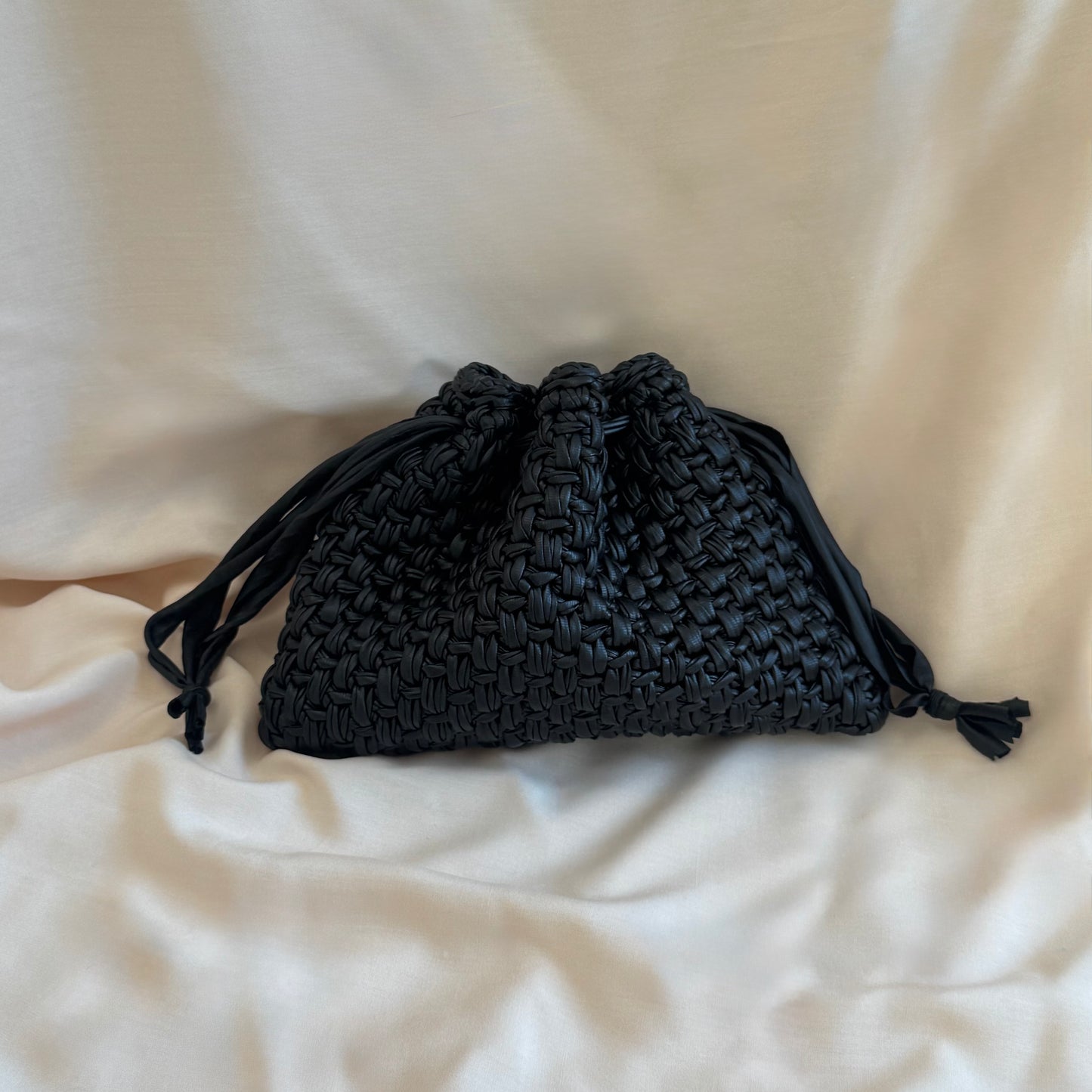 Knot - Black