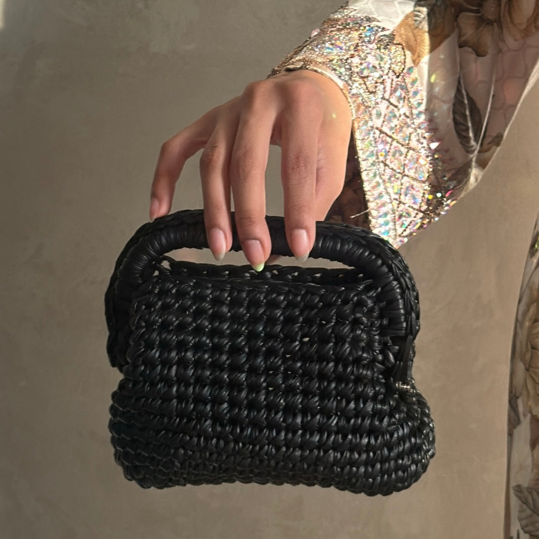 Luxe in Classic Black