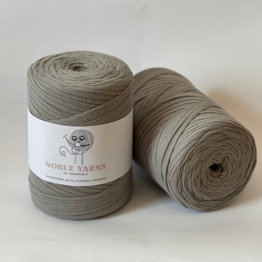 Noble Yarn - Grey
